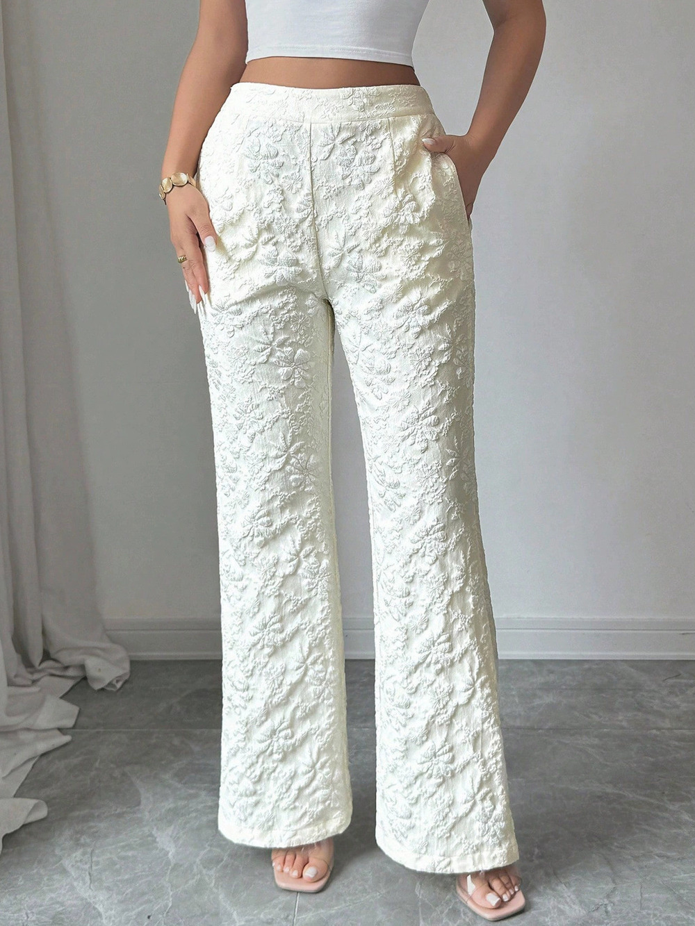 Zara Mid Rise Trousers Jacquard Casual White 3D Floral Pants
